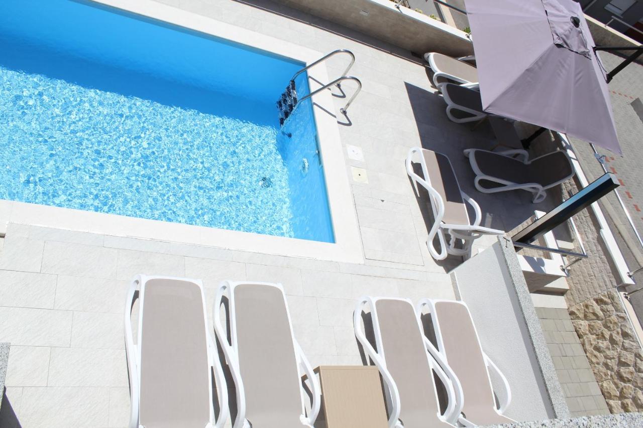 Villa Lumada Pool Apartments Novalja Bagian luar foto