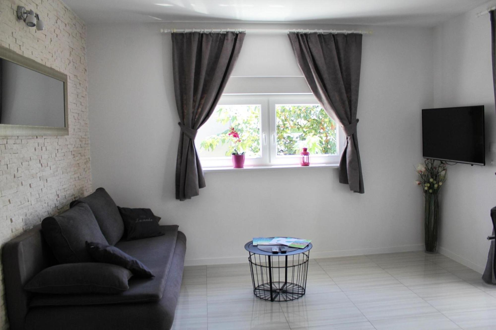 Villa Lumada Pool Apartments Novalja Bagian luar foto