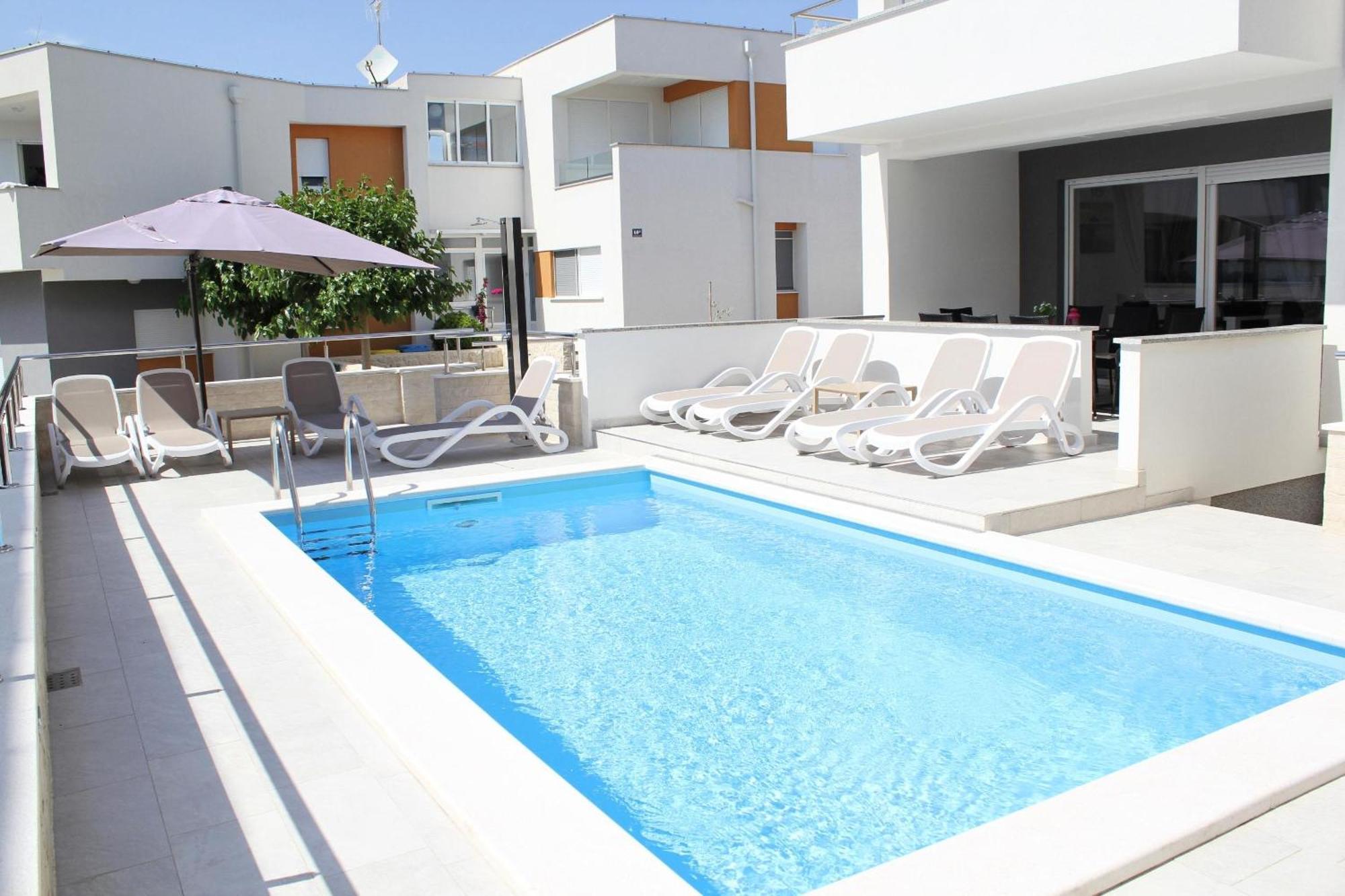 Villa Lumada Pool Apartments Novalja Bagian luar foto